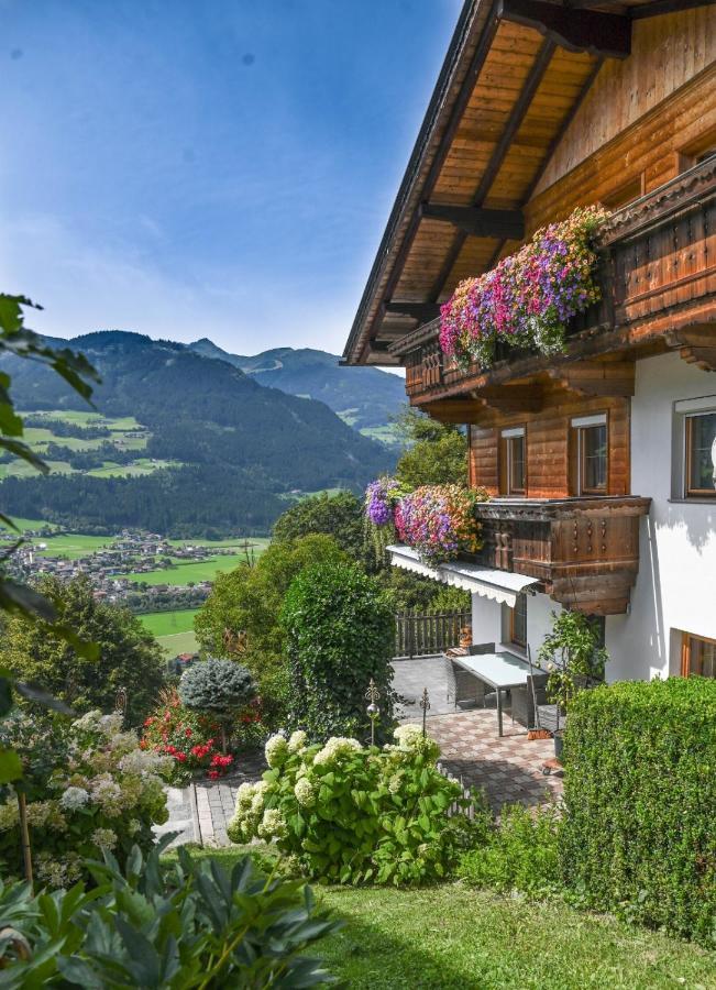 Апартаменти Ferienhaus Schneiderhausl Zillertal Stummerberg Екстер'єр фото