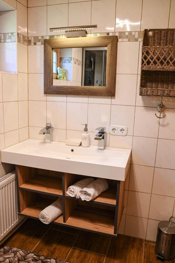 Ferienhaus Schneiderhaeusl Zillertal Stummerberg Екстер'єр фото