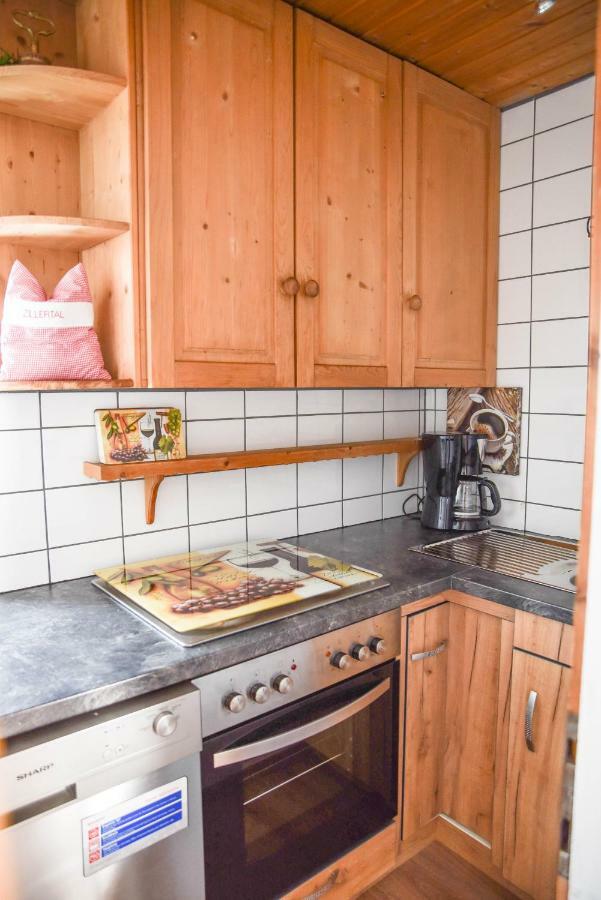 Ferienhaus Schneiderhaeusl Zillertal Stummerberg Екстер'єр фото
