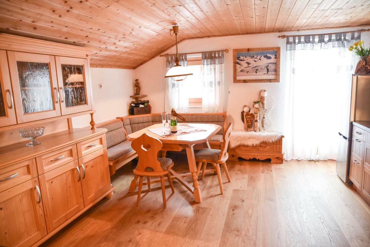 Ferienhaus Schneiderhaeusl Zillertal Stummerberg Екстер'єр фото